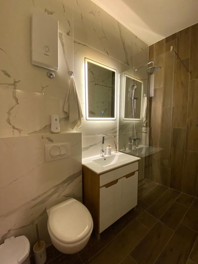 King Milans Apartment Belgrado Exterior foto
