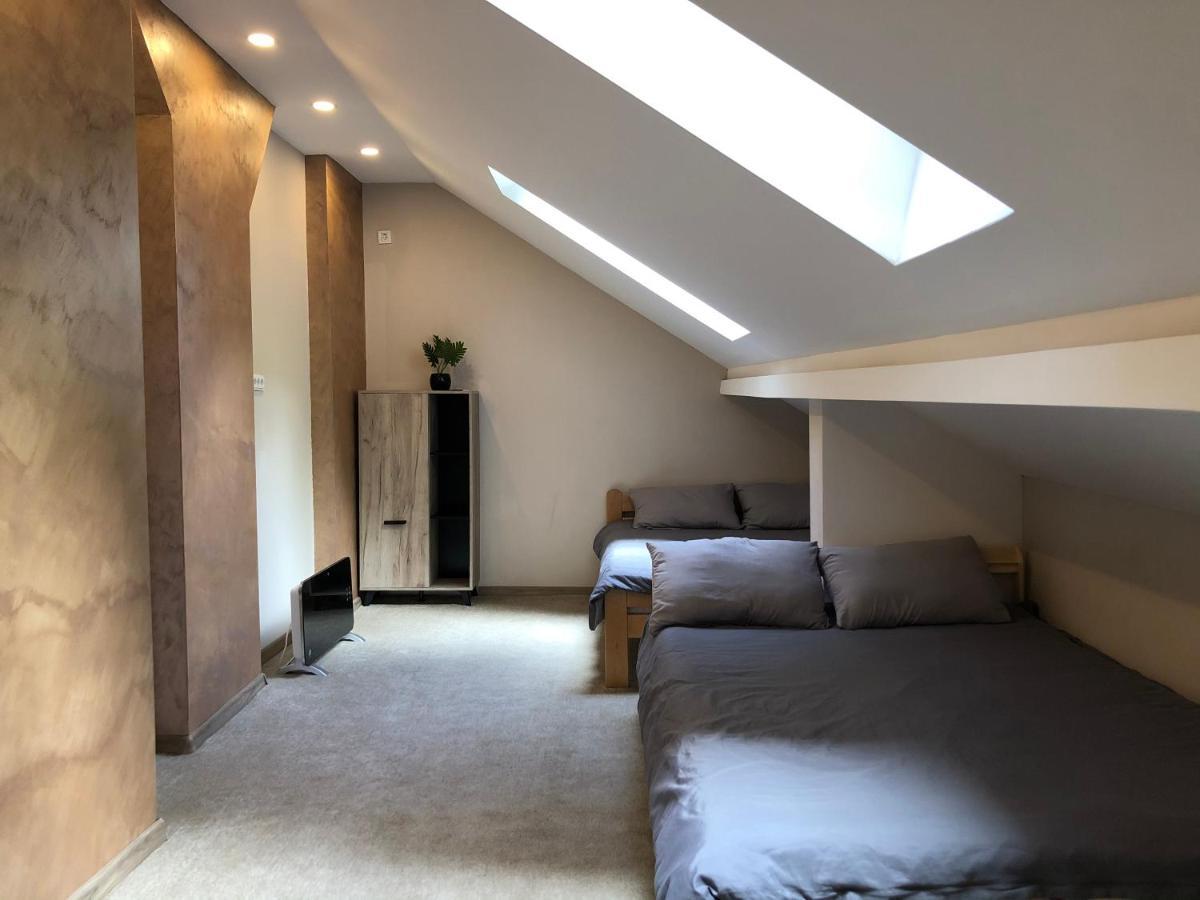 King Milans Apartment Belgrado Exterior foto
